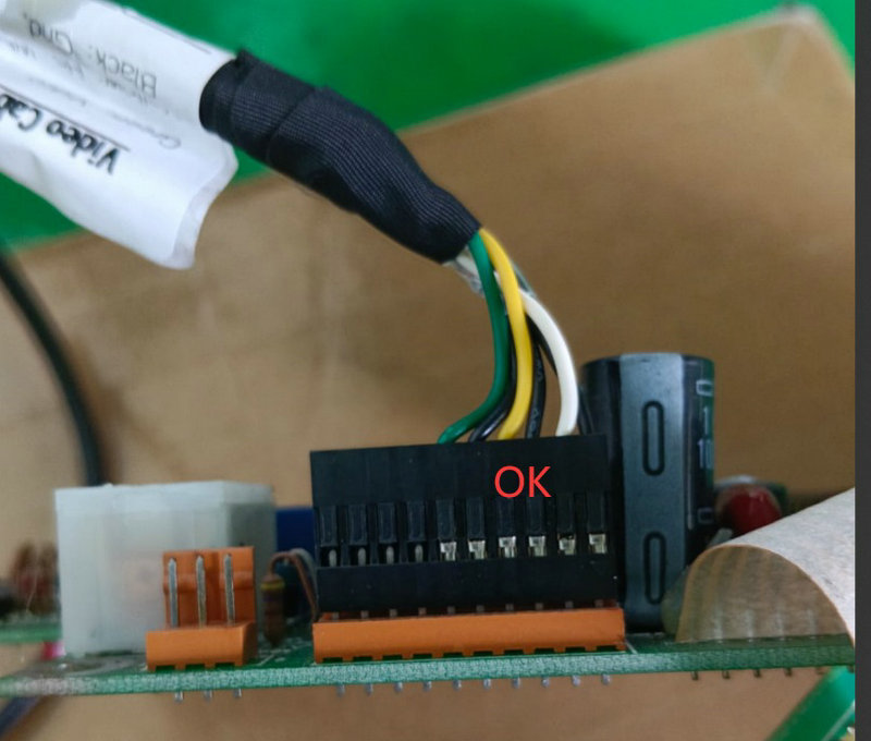 MDT-1005 LED Monitor